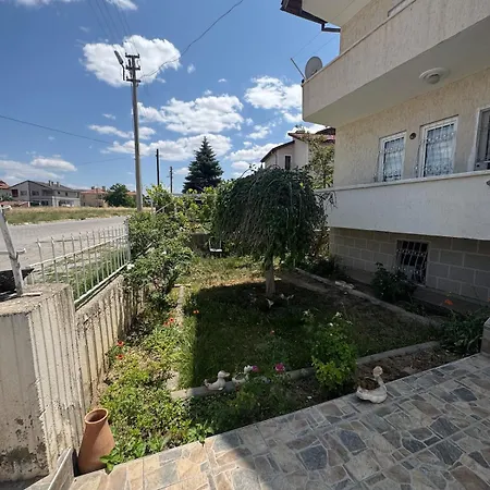 Balloons View Cozy Garden In Cappadocia Villa *