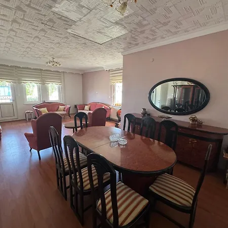 Balloons View Cozy Garden In Cappadocia Villa *