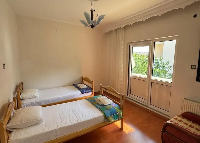 Balloons View Cozy Garden In Cappadocia * Аванос